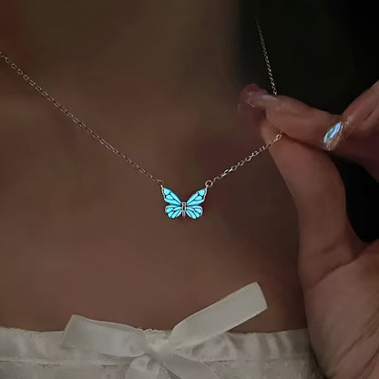 Colar Borboleta que Ilumina – (OFERTA 2x1) ✨🦋