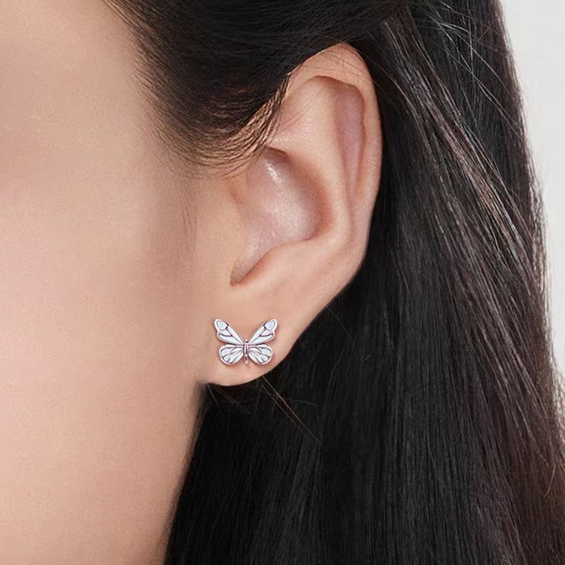 Colar Borboleta que Ilumina – (OFERTA 2x1) ✨🦋