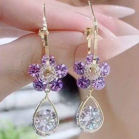 Brincos Flor de Ametista ✨ Elegância Natural